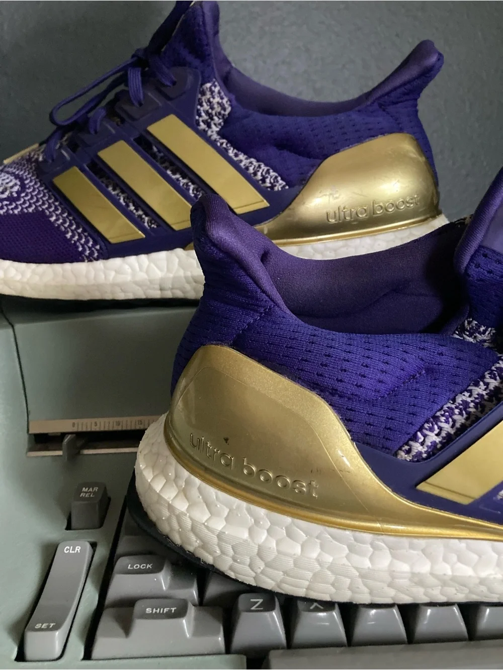 University of Washington shoes